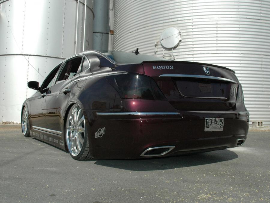  Hyundai Equus Elegant by Mummbles Marketing 2010 года  (фото 6 из 14)